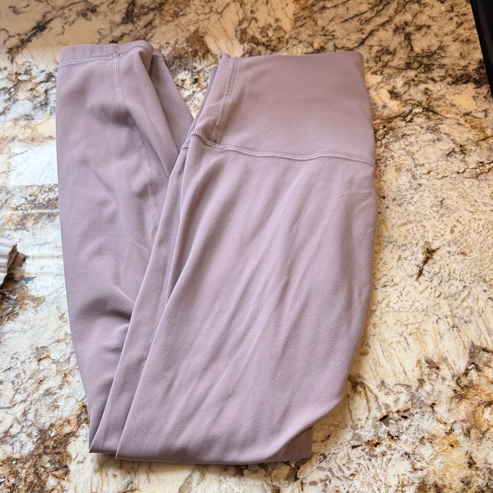 Colorfulkoala leggings size medium.